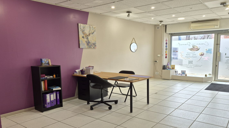 Ma-Cabane - Vente Local commercial CHALAMONT, 38 m²