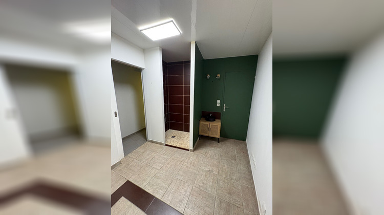 Ma-Cabane - Vente Local commercial CHALLANS, 89 m²