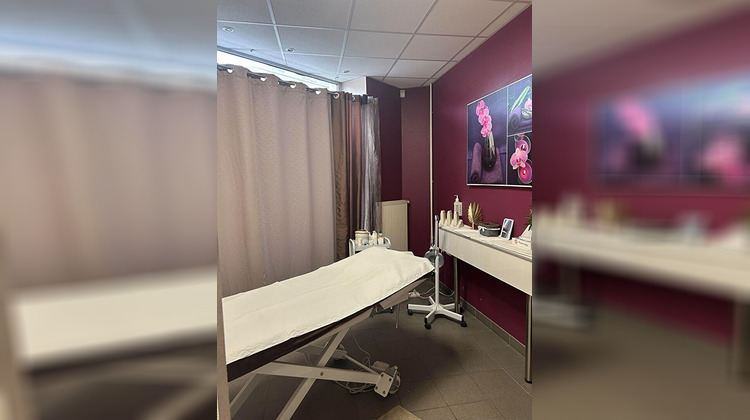 Ma-Cabane - Vente Local commercial CHALON-SUR-SAONE, 117 m²