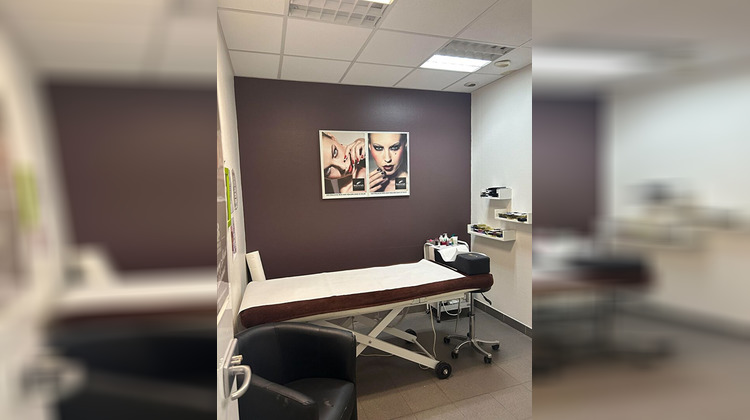 Ma-Cabane - Vente Local commercial CHALON-SUR-SAONE, 117 m²