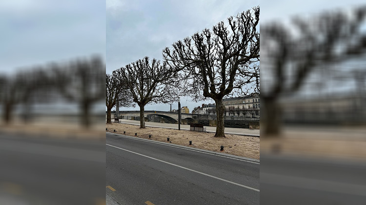 Ma-Cabane - Vente Local commercial CHALON-SUR-SAONE, 144 m²