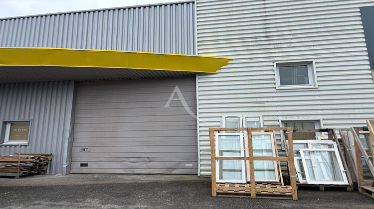 Ma-Cabane - Vente Local commercial CHALONNES-SUR-LOIRE, 276 m²