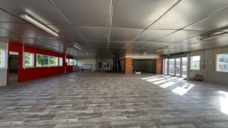 Ma-Cabane - Vente Local commercial Châlus, 2174 m²