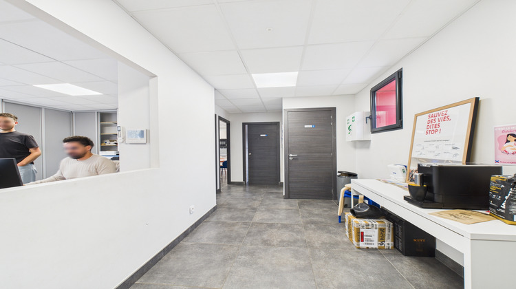 Ma-Cabane - Vente Local commercial Chambéry, 65 m²