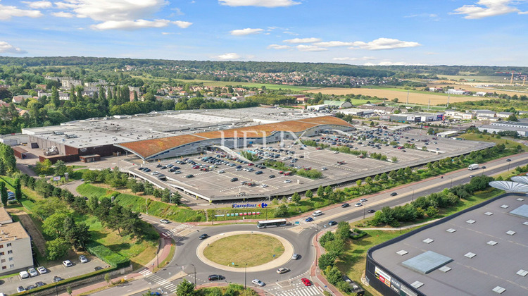 Ma-Cabane - Vente Local commercial CHAMBOURCY, 620 m²