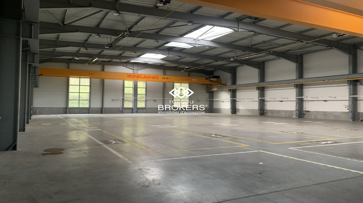 Ma-Cabane - Vente Local commercial Champ-sur-Drac, 2700 m²