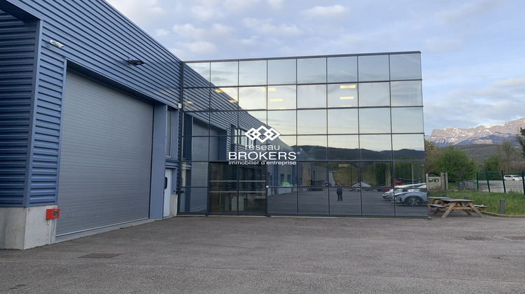 Ma-Cabane - Vente Local commercial Champ-sur-Drac, 2700 m²