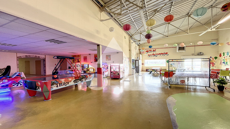 Ma-Cabane - Vente Local commercial CHAMPFORGEUIL, 340 m²