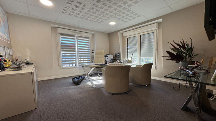 Ma-Cabane - Vente Local commercial CHANTILLY, 52 m²