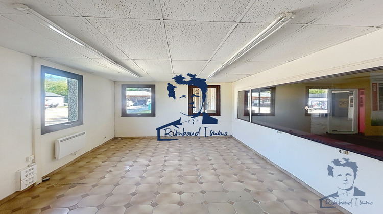 Ma-Cabane - Vente Local commercial Charleville-Mézières, 590 m²
