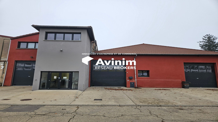 Ma-Cabane - Vente Local commercial Charnay-lès-Mâcon, 1800 m²