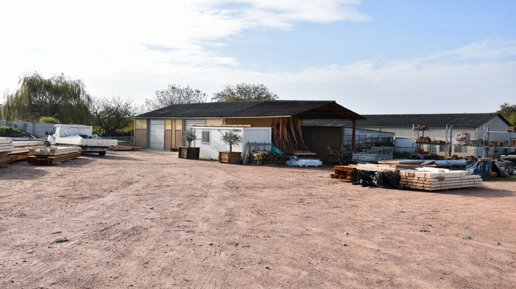 Ma-Cabane - Vente Local commercial CHAROLLES, 267 m²