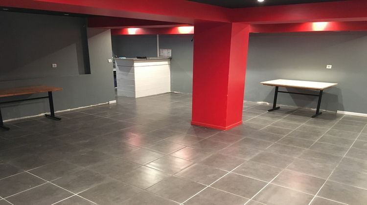 Ma-Cabane - Vente Local commercial CHARTRES, 106 m²