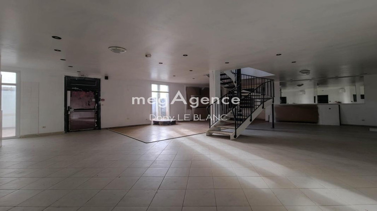 Ma-Cabane - Vente Local commercial CHARTRES, 200 m²
