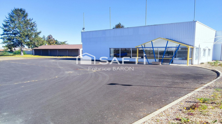 Ma-Cabane - Vente Local commercial Chasseneuil-du-Poitou, 532 m²