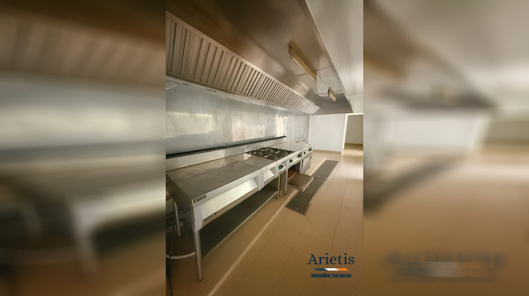 Ma-Cabane - Vente Local commercial Châteaubourg, 385 m²