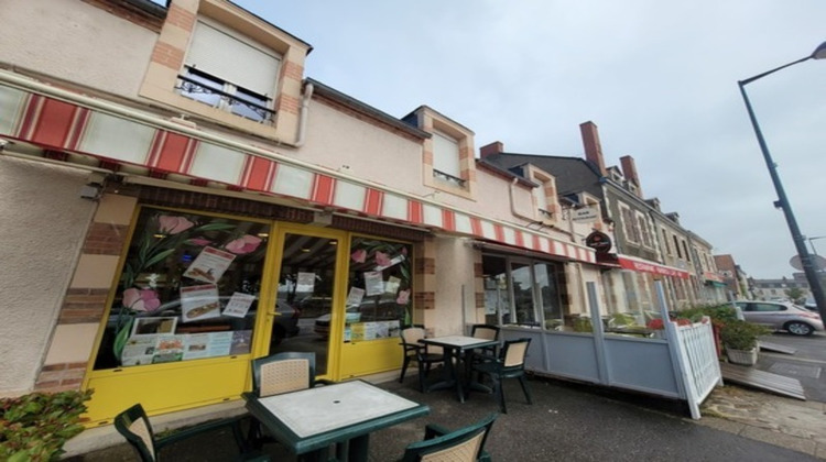 Ma-Cabane - Vente Local commercial CHATEAUMEILLANT, 240 m²