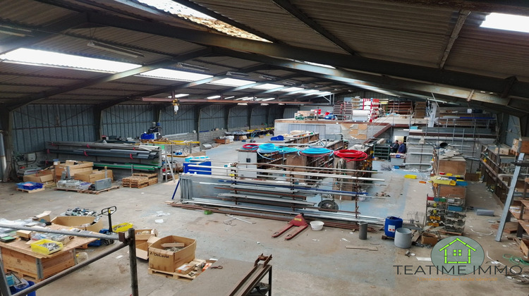 Ma-Cabane - Vente Local commercial Châteauneuf-du-Faou, 1673 m²