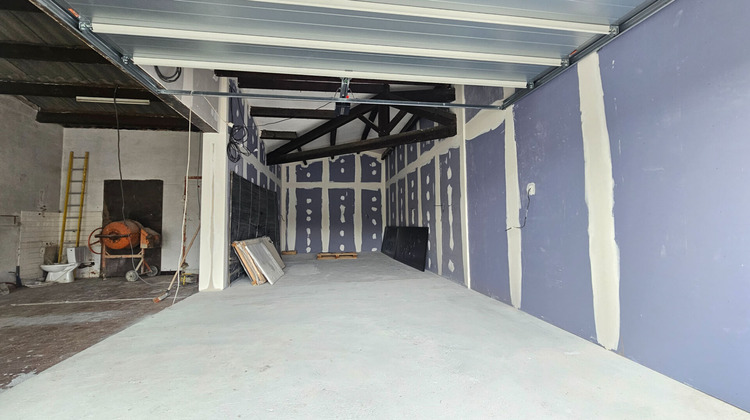 Ma-Cabane - Vente Local commercial CHATEAUNEUF-LES-MARTIGUES, 90 m²