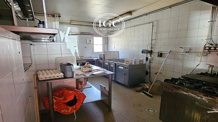 Ma-Cabane - Vente Local commercial CHATEAUNEUF-LES-MARTIGUES, 105 m²