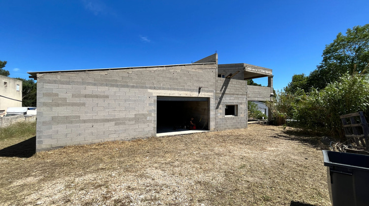 Ma-Cabane - Vente Local commercial CHATEAUNEUF-LES-MARTIGUES, 708 m²