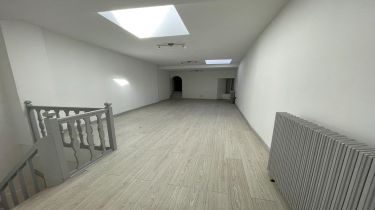 Ma-Cabane - Vente Local commercial CHAUFFAILLES, 200 m²