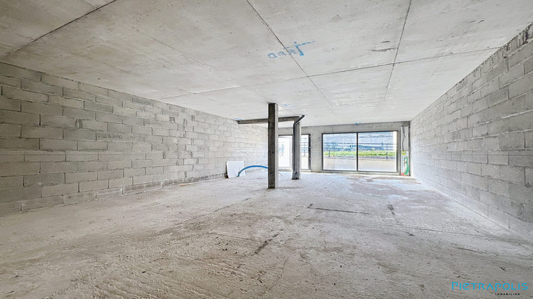 Ma-Cabane - Vente Local commercial Chavanoz, 77 m²