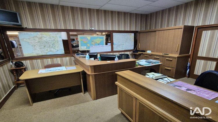 Ma-Cabane - Vente Local commercial Chef-Boutonne, 1500 m²