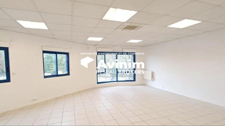 Ma-Cabane - Vente Local commercial Chelles, 385 m²