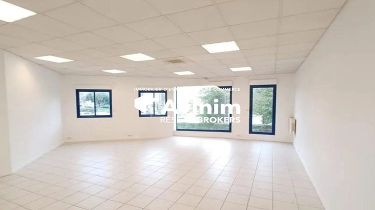 Ma-Cabane - Vente Local commercial Chelles, 385 m²