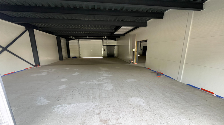 Ma-Cabane - Vente Local commercial CHIGNIN, 115 m²