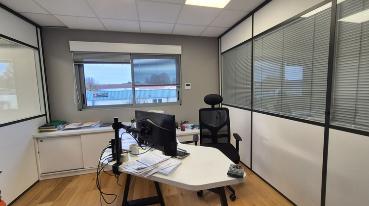 Ma-Cabane - Vente Local commercial Cholet, 3330 m²