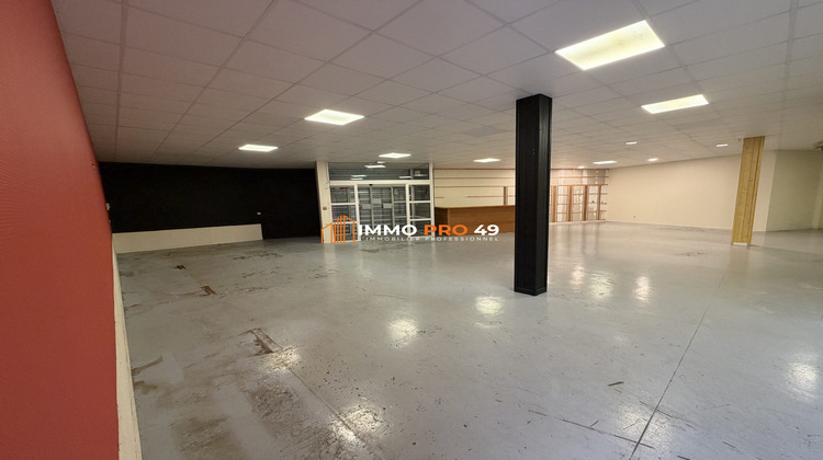 Ma-Cabane - Vente Local commercial Cholet, 330 m²