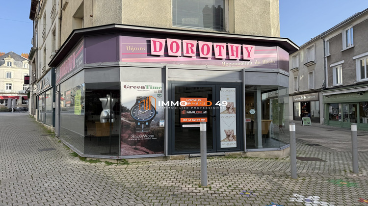 Ma-Cabane - Vente Local commercial Cholet, 120 m²