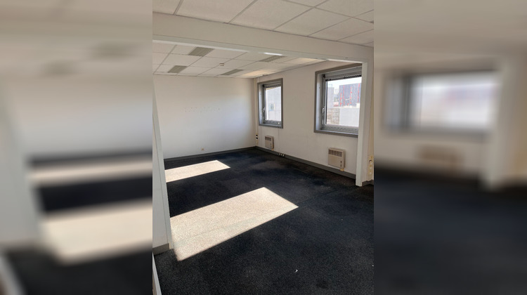 Ma-Cabane - Vente Local commercial CLERMONT-FERRAND, 335 m²