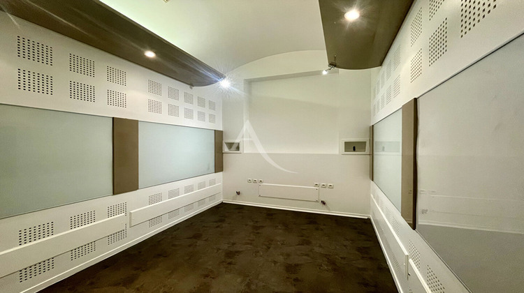 Ma-Cabane - Vente Local commercial CLERMONT-FERRAND, 73 m²