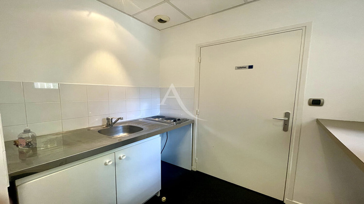 Ma-Cabane - Vente Local commercial CLERMONT-FERRAND, 73 m²