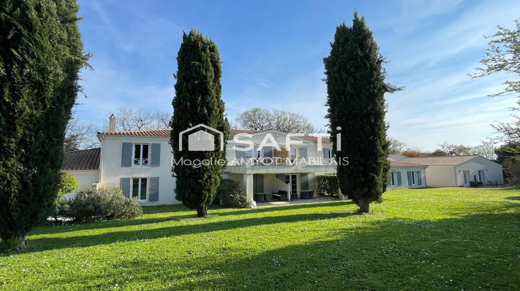 Ma-Cabane - Vente Local commercial Cognac, 1016 m²
