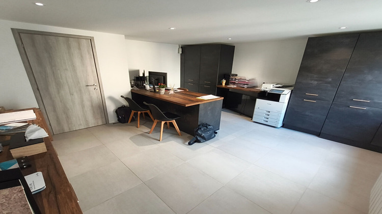 Ma-Cabane - Vente Local commercial COMPIEGNE, 356 m²