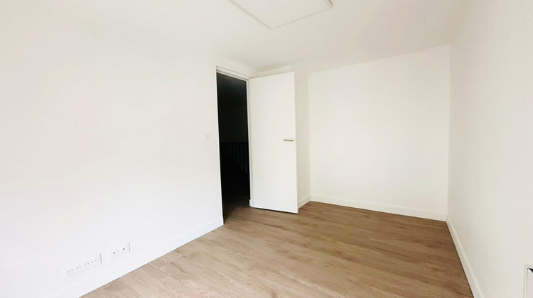 Ma-Cabane - Vente Local commercial COMPIEGNE, 131 m²