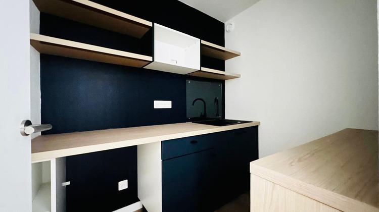 Ma-Cabane - Vente Local commercial COMPIEGNE, 131 m²