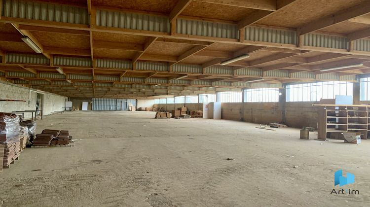 Ma-Cabane - Vente Local commercial Connerré, 2200 m²