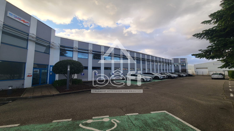 Ma-Cabane - Vente Local commercial Corbas, 3640 m²