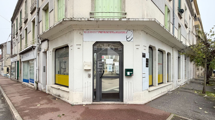 Ma-Cabane - Vente Local commercial CORBEIL-ESSONNES, 61 m²