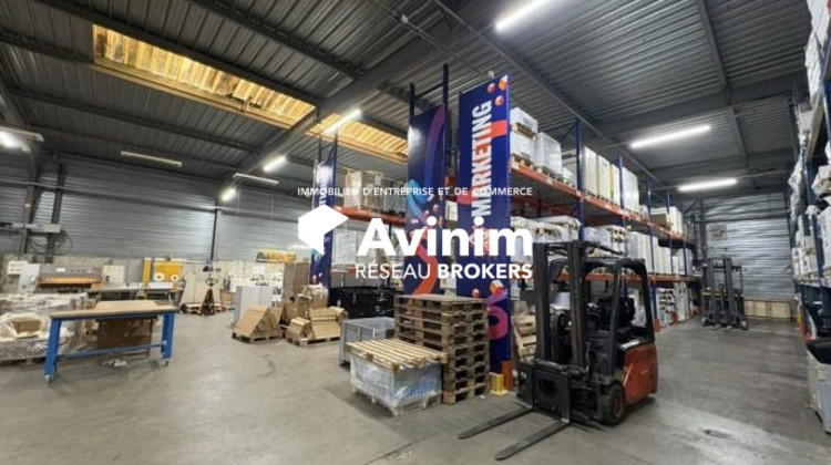 Ma-Cabane - Vente Local commercial Cormeilles-en-Vexin, 2446 m²
