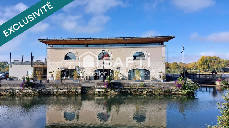 Ma-Cabane - Vente Local commercial Cosne-Cours-sur-Loire, 893 m²