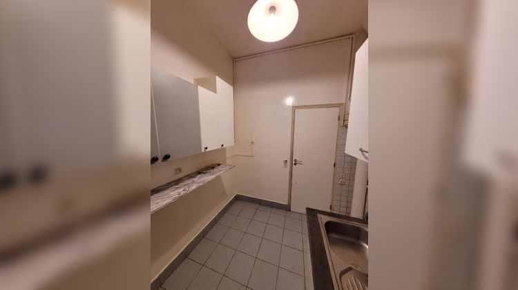 Ma-Cabane - Vente Local commercial COURBEVOIE, 20 m²