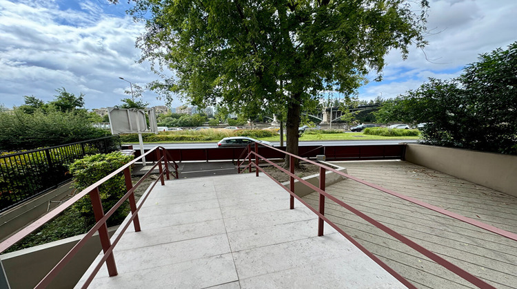 Ma-Cabane - Vente Local commercial COURBEVOIE, 370 m²