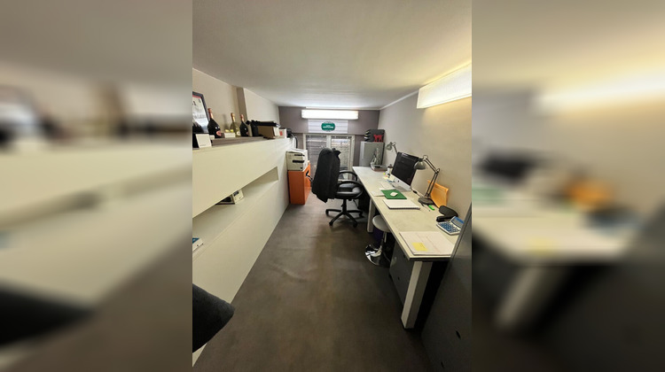 Ma-Cabane - Vente Local commercial COURBEVOIE, 157 m²