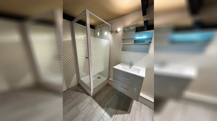 Ma-Cabane - Vente Local commercial COURBEVOIE, 157 m²